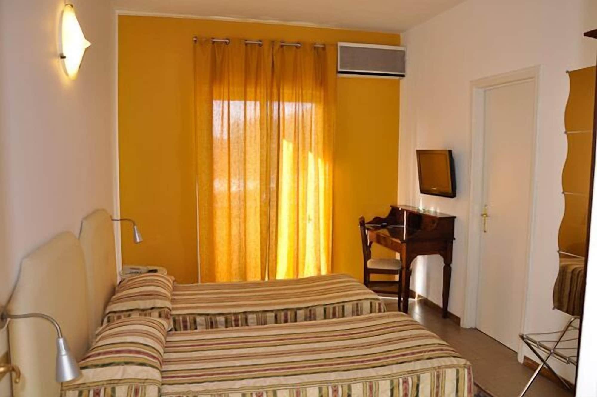 Tk Hotel - Ex Ares San Giovanni La Punta Eksteriør bilde