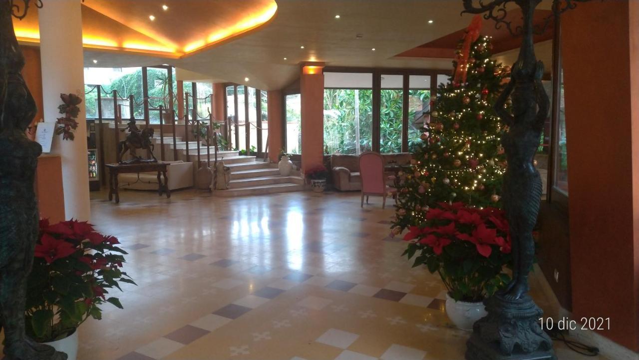 Tk Hotel - Ex Ares San Giovanni La Punta Eksteriør bilde