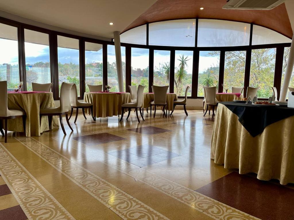 Tk Hotel - Ex Ares San Giovanni La Punta Eksteriør bilde