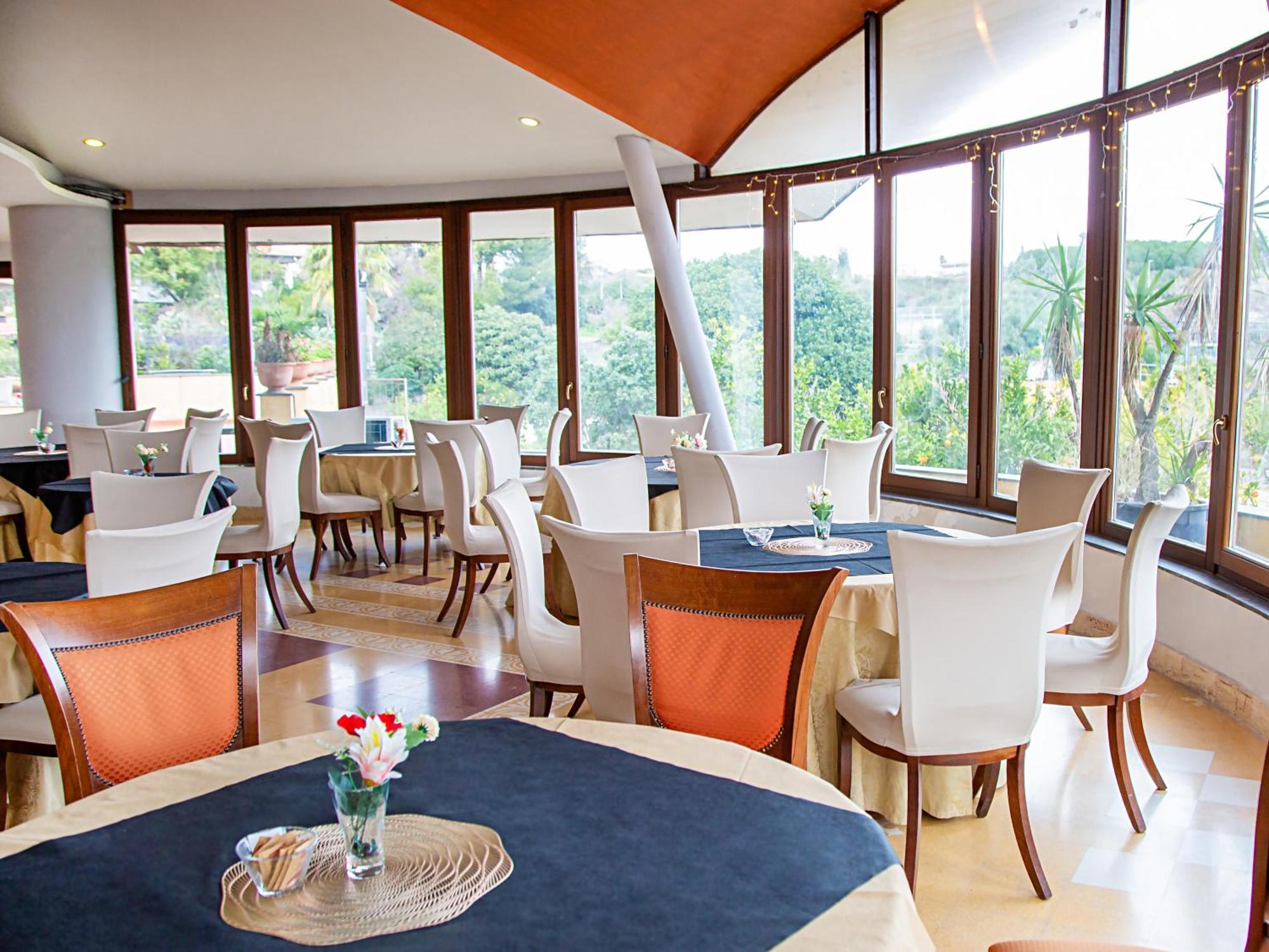 Tk Hotel - Ex Ares San Giovanni La Punta Eksteriør bilde