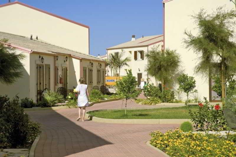 Tk Hotel - Ex Ares San Giovanni La Punta Eksteriør bilde